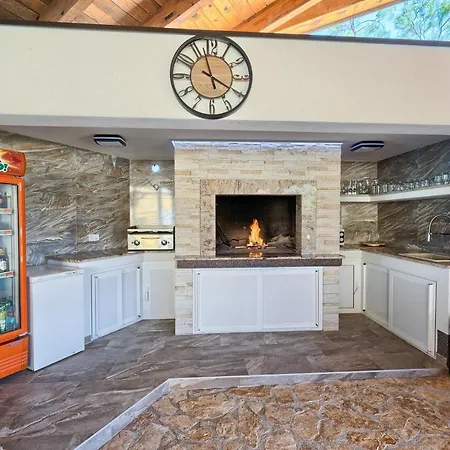 Gasthuis & Ivanovic Kaštela