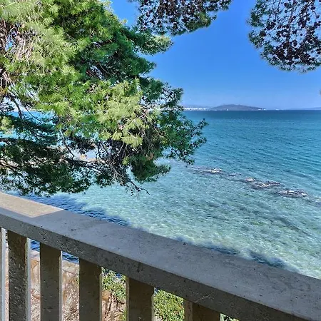 & Ivanovic Gasthuis Kaštela