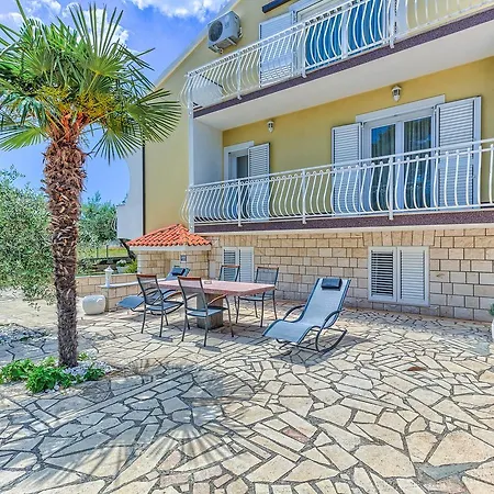 & Ivanovic Guest house