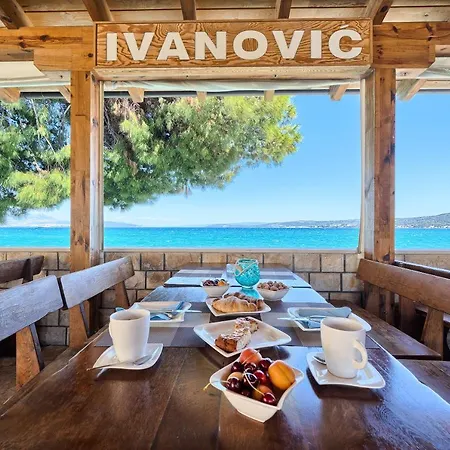Maison d'hôtes & Ivanovic 3*