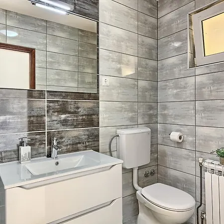 بيت ضيافة & Ivanovic