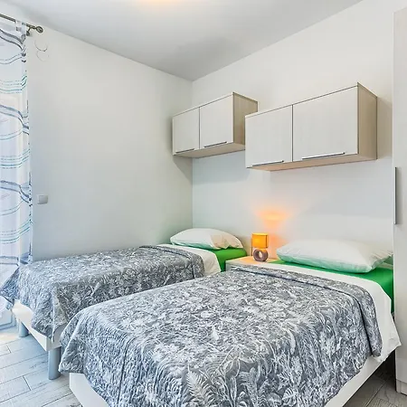 بيت ضيافة & Ivanovic